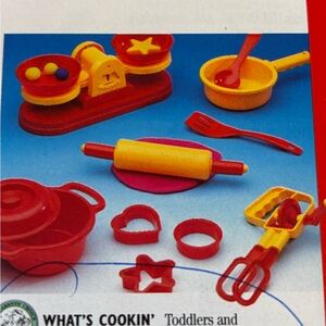 Discovery Toys NWT What's Cookin' kitchen set